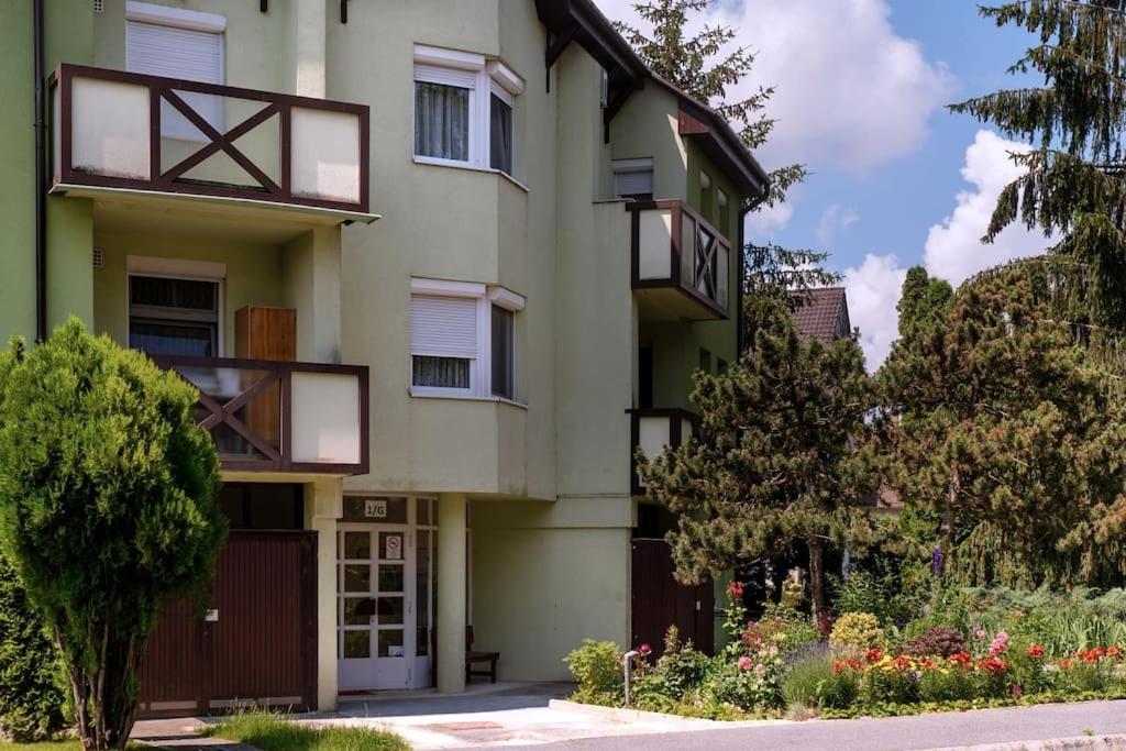 Apartman Nobilis Hévíz Exteriör bild